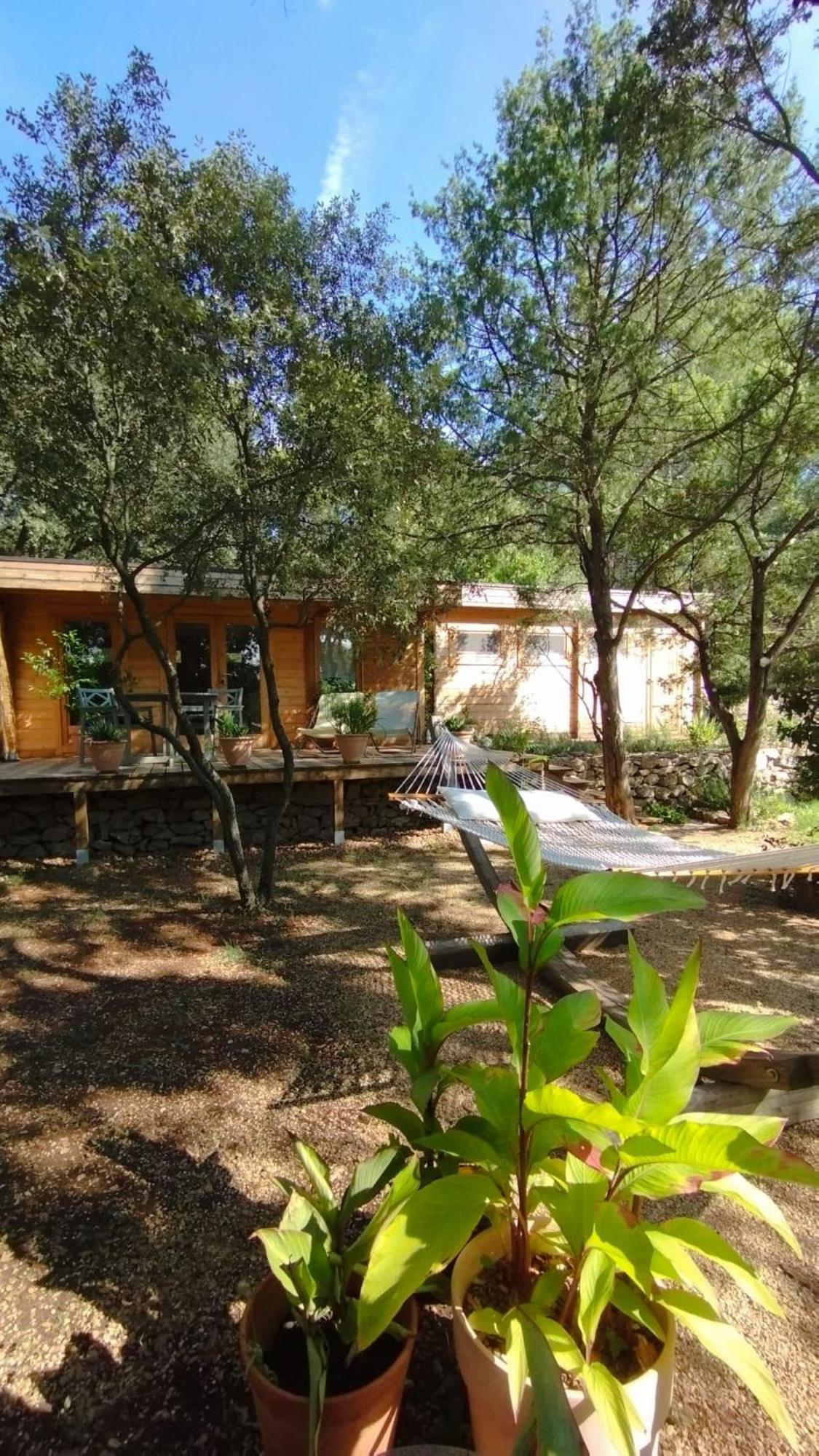 Bed and Breakfast La Bergerie Des Colles Entrecasteaux Exteriér fotografie